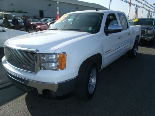 GMC Sierra 1500 2011 photo 1