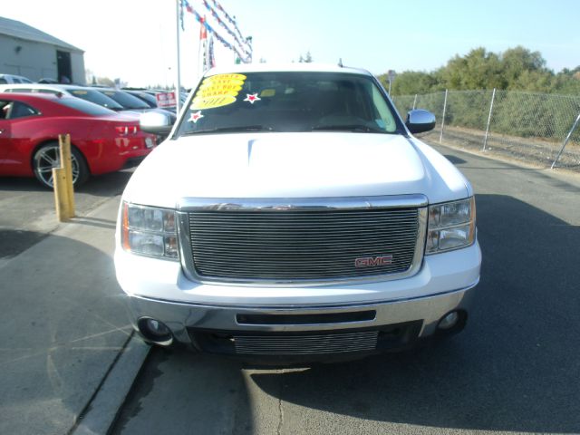 GMC Sierra 1500 2011 photo 3