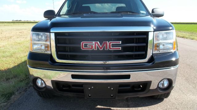 GMC Sierra 1500 2011 photo 3