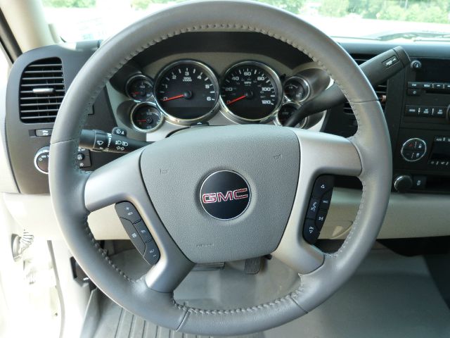 GMC Sierra 1500 2012 photo 24