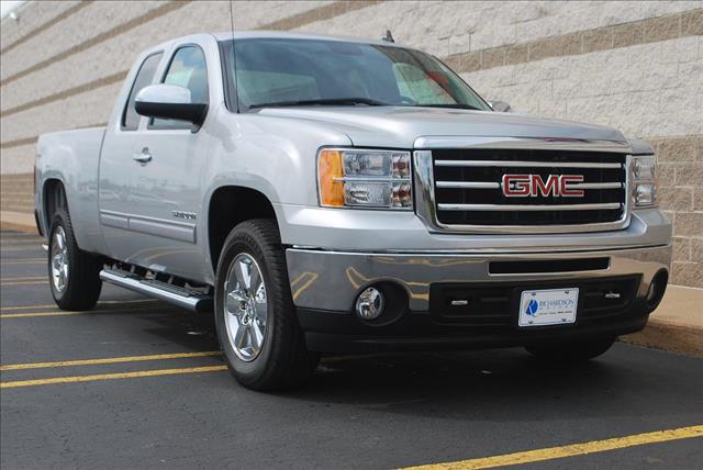 GMC Sierra 1500 2013 photo 2