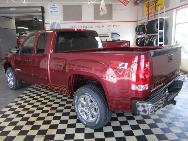 GMC Sierra 1500 2013 photo 2