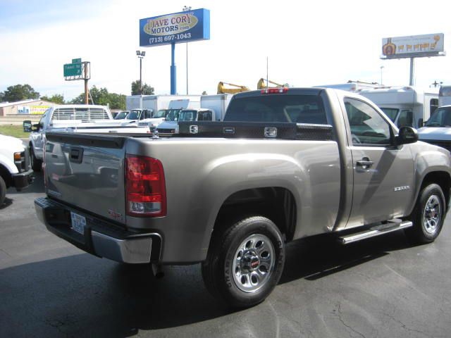 GMC Sierra 1500 2013 photo 1