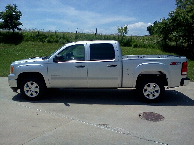 GMC Sierra 1500 2013 photo 2