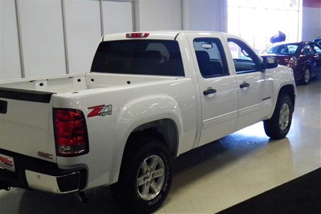 GMC Sierra 1500 2013 photo 11