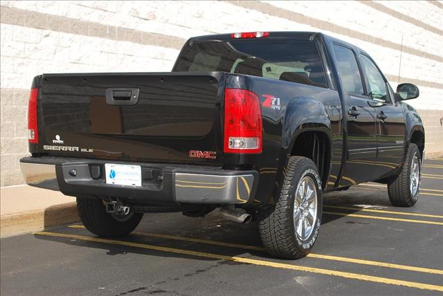 GMC Sierra 1500 2013 photo 2