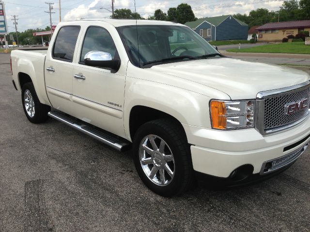 GMC Sierra 1500 2013 photo 1