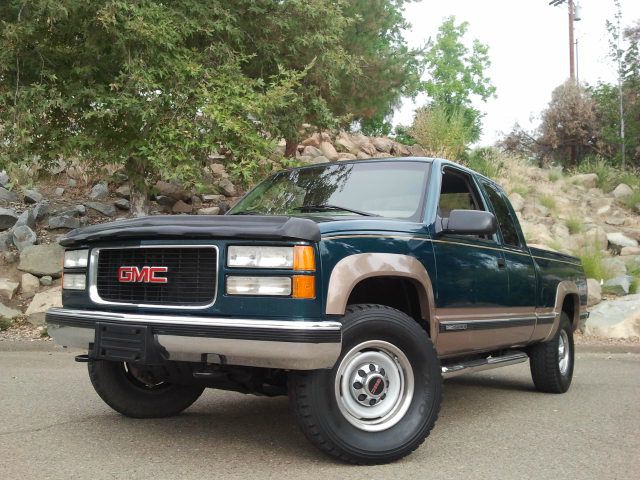 GMC Sierra 2500 1997 photo 1