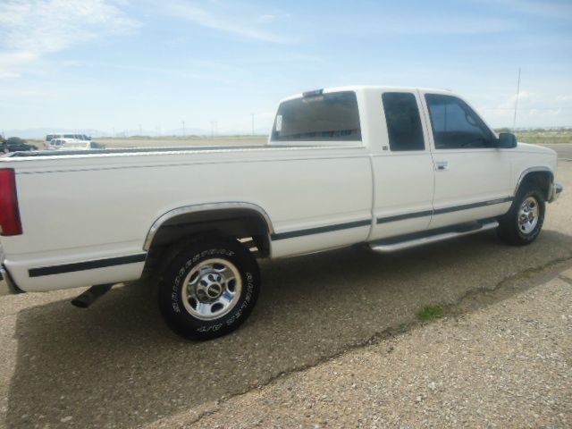 GMC Sierra 2500 1998 photo 3