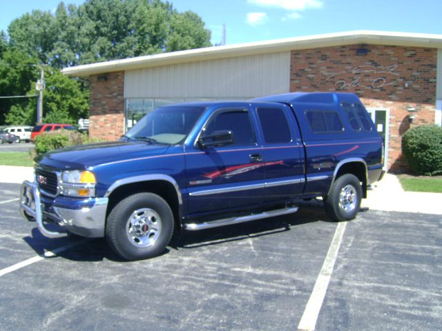 GMC Sierra 2500 2000 photo 2