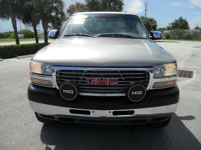 GMC Sierra 2500 2002 photo 1