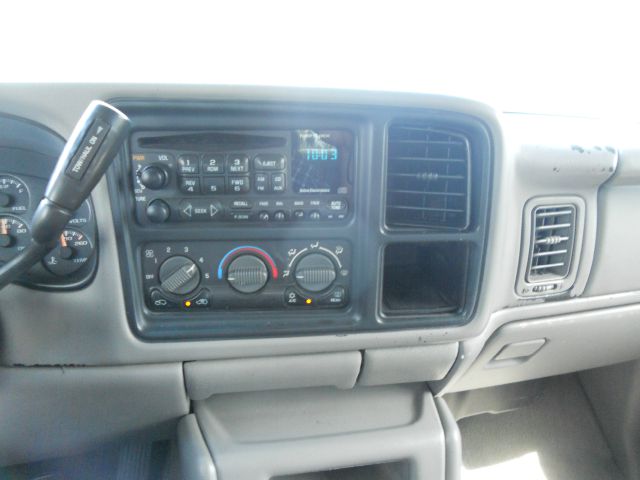 GMC Sierra 2500 2002 photo 2