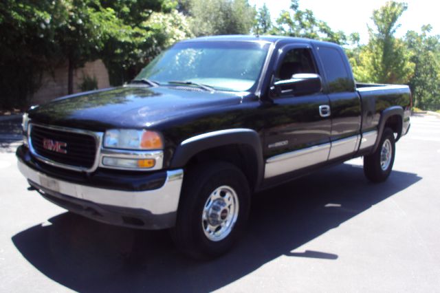 GMC Sierra 2500 2002 photo 1