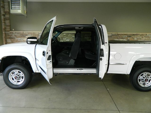 GMC Sierra 2500 2002 photo 10