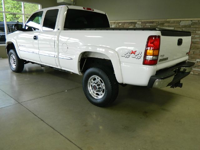 GMC Sierra 2500 2002 photo 17