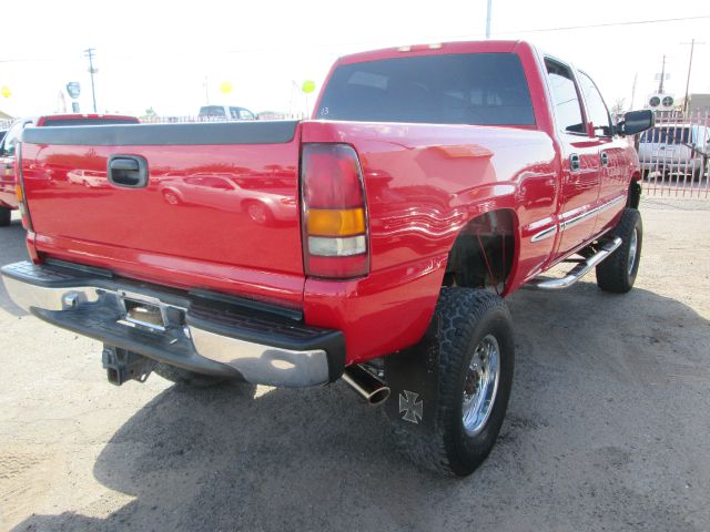 GMC Sierra 2500 Lsall Wheeldrive Pickup Truck