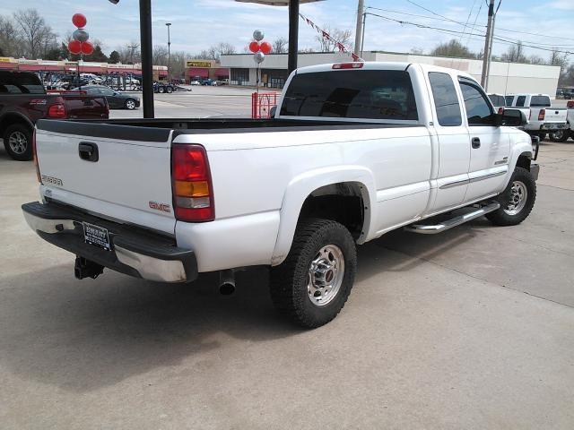 GMC Sierra 2500 2003 photo 22