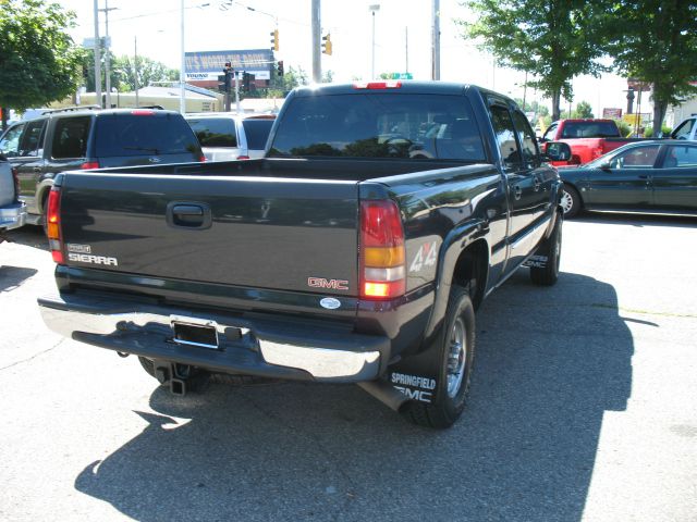 GMC Sierra 2500 2003 photo 1