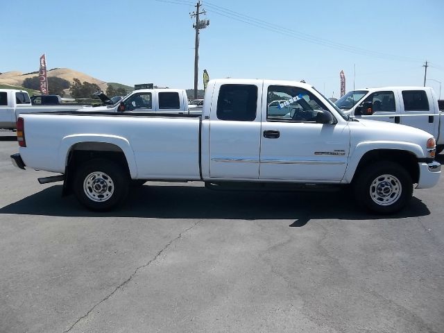 GMC Sierra 2500 2003 photo 4