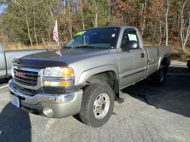 GMC Sierra 2500 2003 photo 1