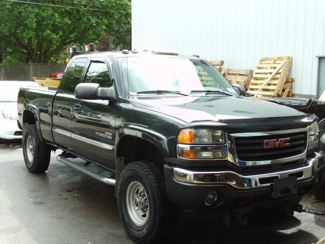 GMC Sierra 2500 2003 photo 2