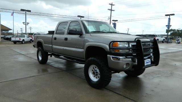 GMC Sierra 2500 2003 photo 2