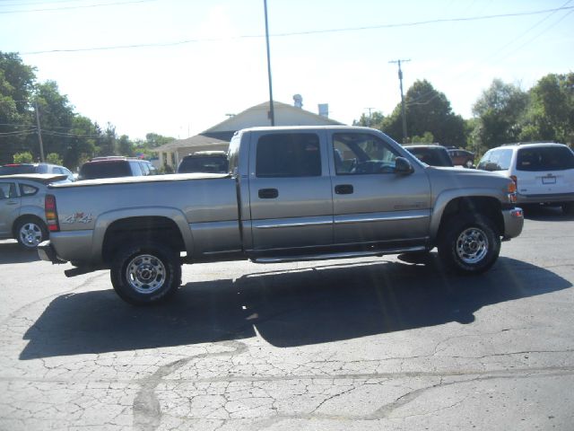 GMC Sierra 2500 2003 photo 1