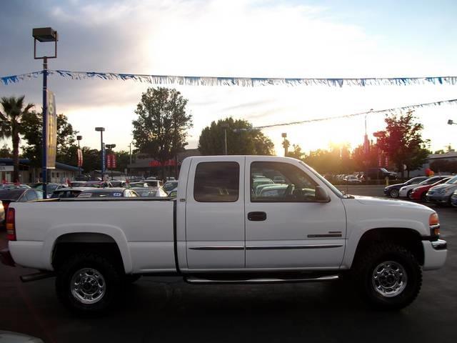 GMC Sierra 2500 2003 photo 3