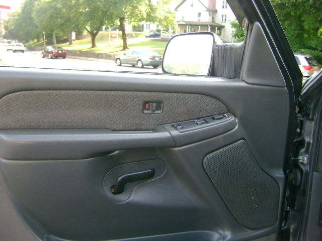 GMC Sierra 2500 2003 photo 1