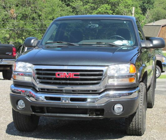 GMC Sierra 2500 2004 photo 1