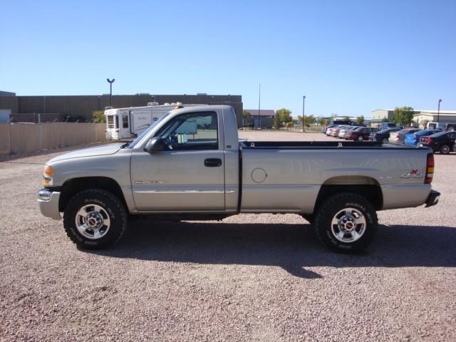 GMC Sierra 2500 2004 photo 4