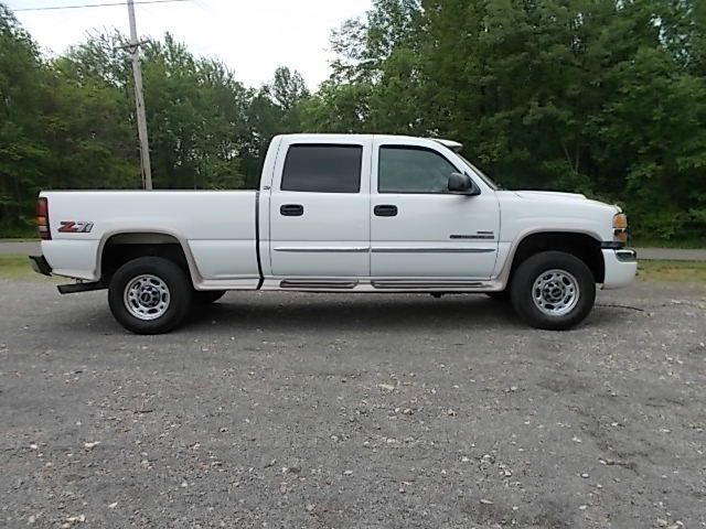 GMC Sierra 2500 2004 photo 11