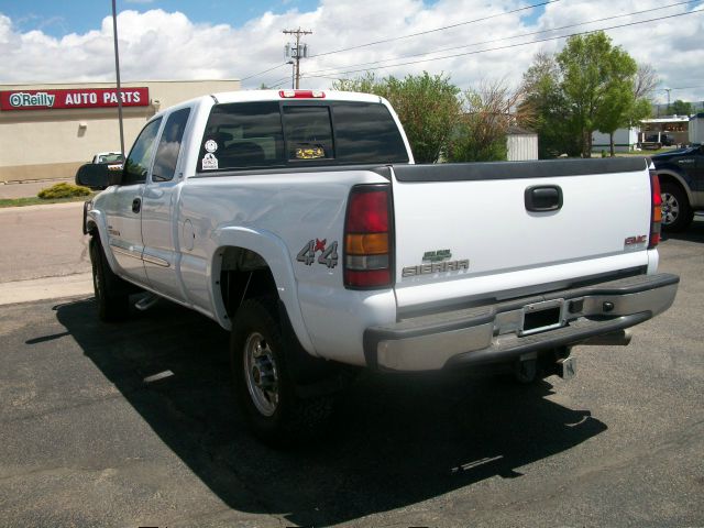 GMC Sierra 2500 2004 photo 13