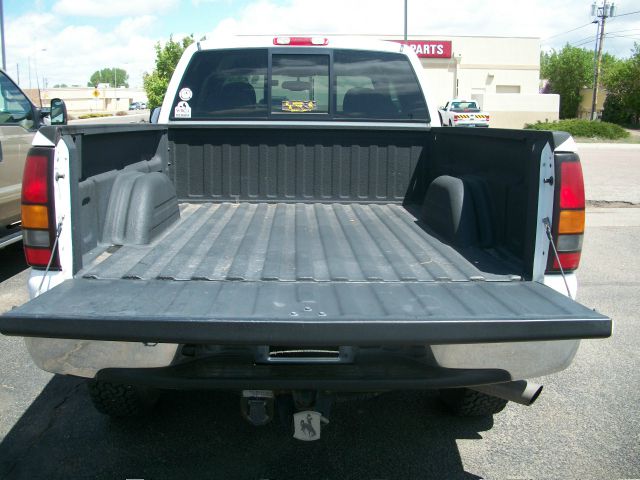 GMC Sierra 2500 2004 photo 14