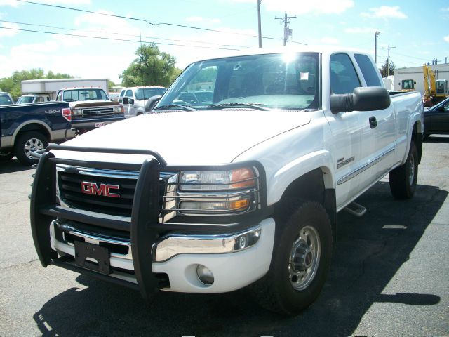 GMC Sierra 2500 2004 photo 17