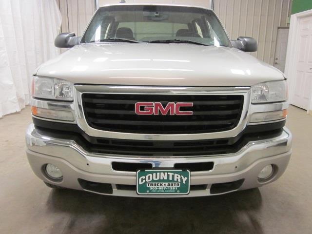 GMC Sierra 2500 2004 photo 2