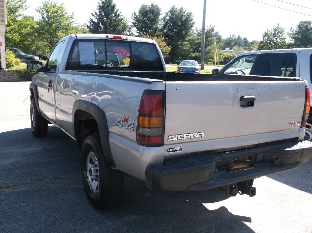 GMC Sierra 2500 2004 photo 1