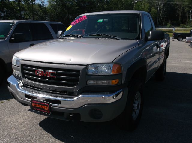 GMC Sierra 2500 2004 photo 3