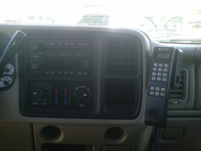 GMC Sierra 2500 2004 photo 8