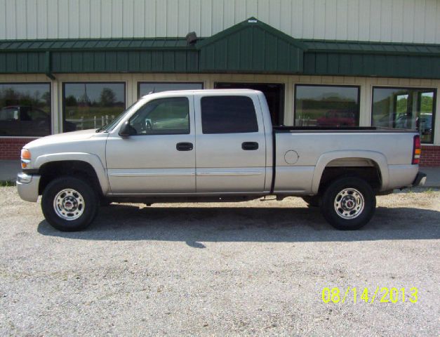 GMC Sierra 2500 2004 photo 1