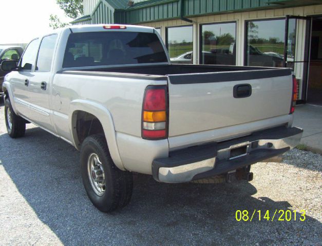 GMC Sierra 2500 2004 photo 3