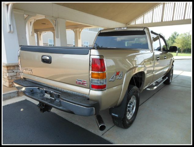 GMC Sierra 2500 2004 photo 3