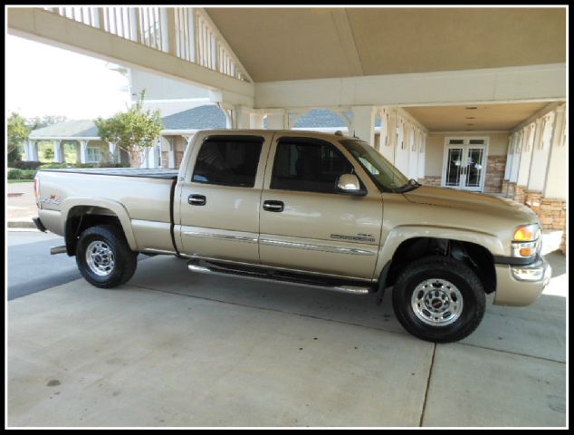 GMC Sierra 2500 2004 photo 4