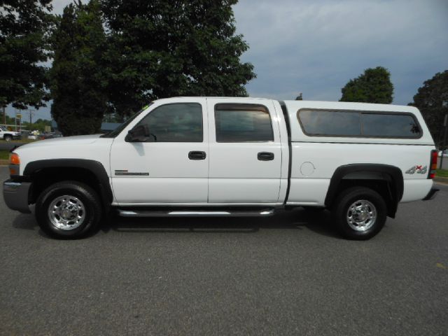 GMC Sierra 2500 2004 photo 3