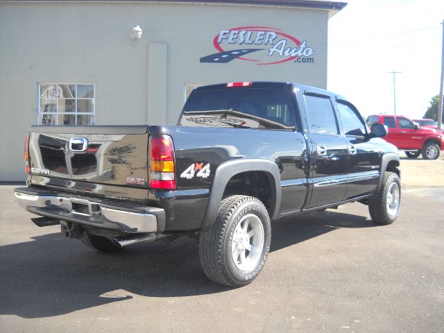 GMC Sierra 2500 2004 photo 1