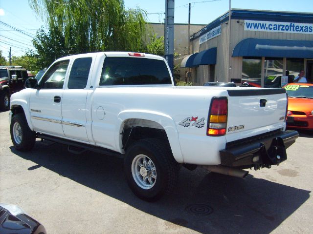 GMC Sierra 2500 2004 photo 3