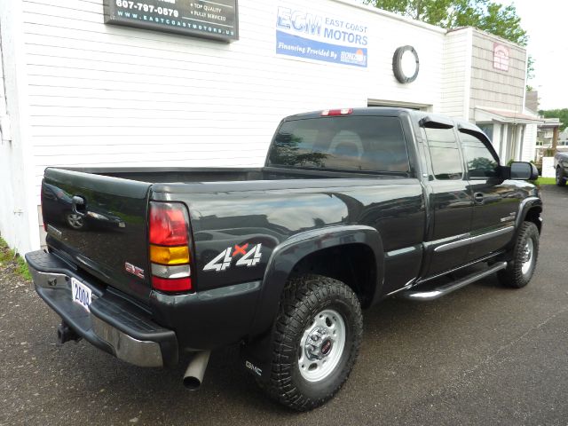 GMC Sierra 2500 2004 photo 1