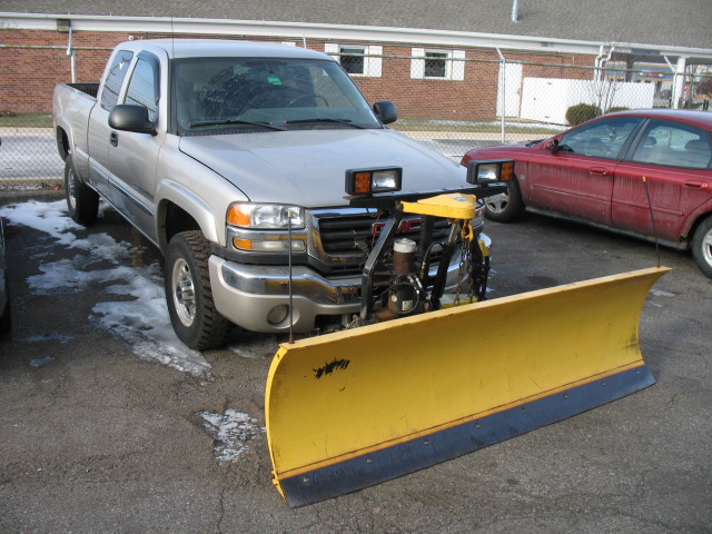 GMC Sierra 2500 2004 photo 1