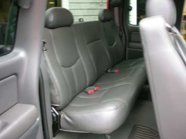 GMC Sierra 2500 2004 photo 2