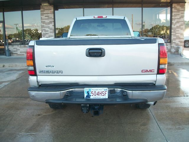 GMC Sierra 2500 2005 photo 1